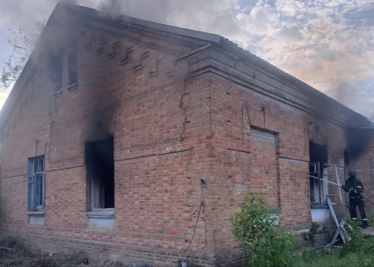 На Дніпропетровщині внаслідок удару РФ пошкоджено інфраструктуру