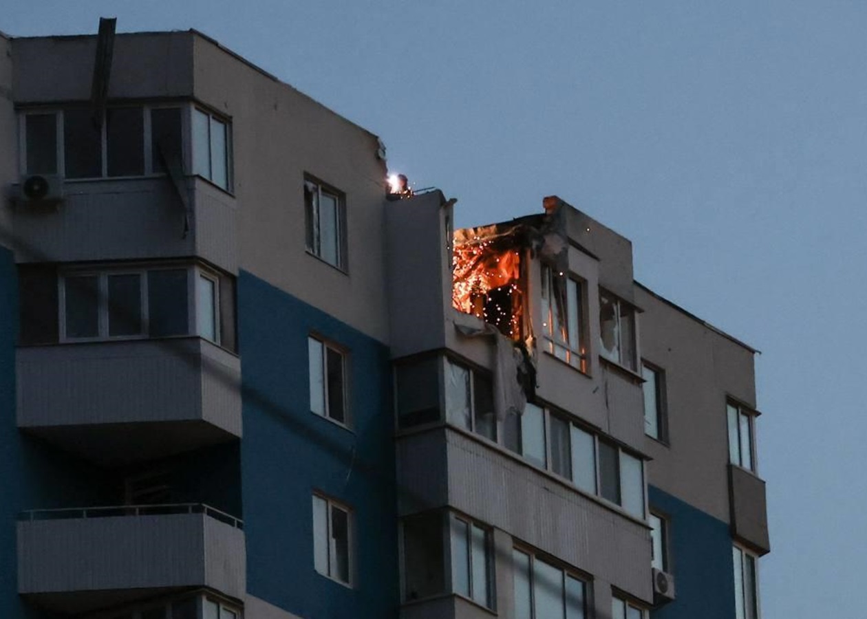 З'явилися фото наслідків атаки на Харків
