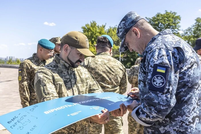На Алеї захисників України відкрито пам’ятний знак «Військово-Морські Сили» (фото)