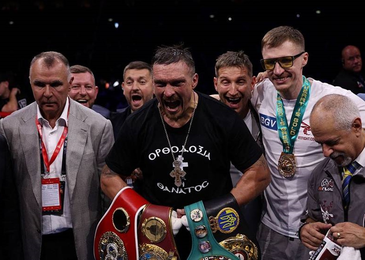 Пояс IBF опинився у Дюбуа – менеджер Усика пояснив ситуацію