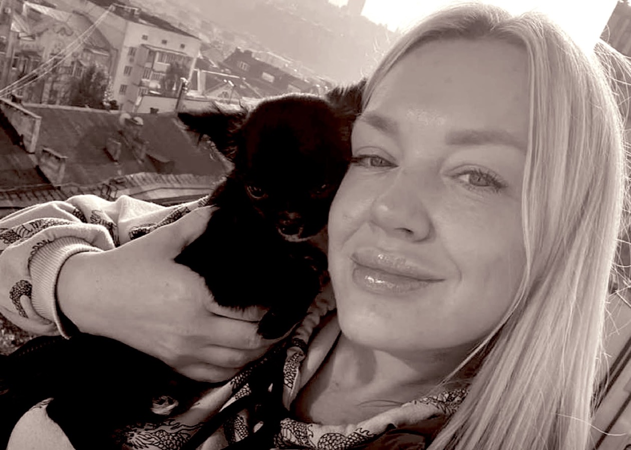 Удар по Слав’янську: волонтерка загинула під час годування тварин
