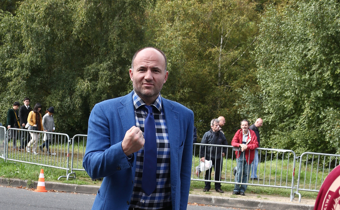 Елітний маєток з кінотеатром і три компанії: АРМА шукає управителів для майна підсанкційного…