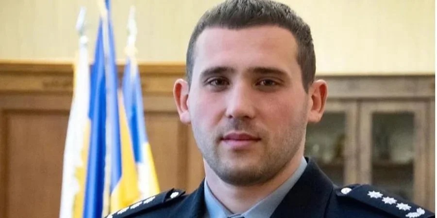 Bihus.Info: Генерал поліції їздить на службовому авто у спортзал та живе у квартирі за мільйон…