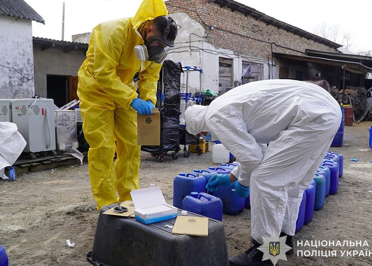 Могли виготовити 2 млн доз: на Тернопольщині ліквідували наркогрупу