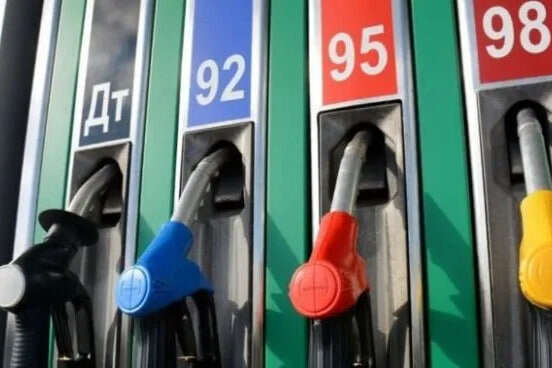 Бензин може подорожчати до 100 грн за літр уже за 10 днів, — експерт