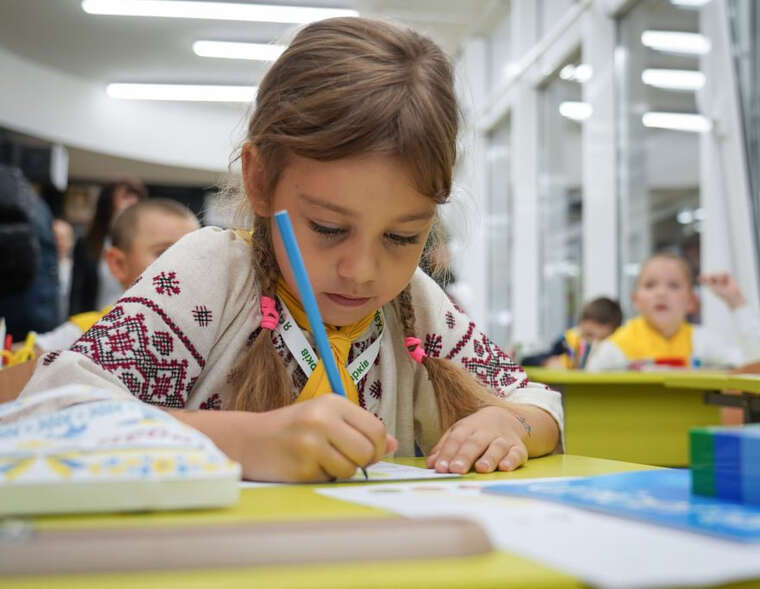 МОН змінило правила оцінювання учнів 5–9 класів: семестровою буде одна оцінка з предмета