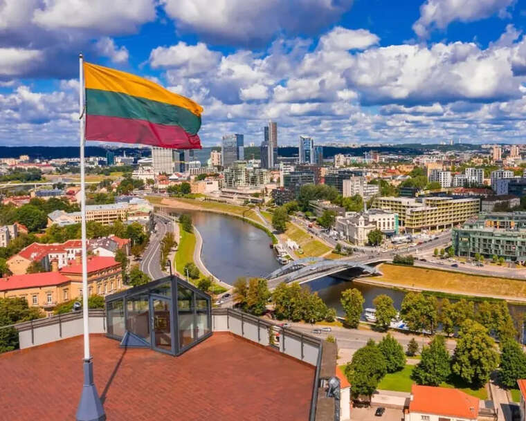 Литва готується скасувати конституційну заборону на розміщення ядерної зброї
