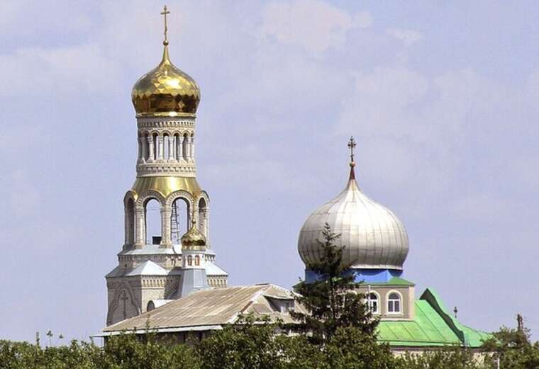 Суд припинив діяльність Ровеньківської єпархії УПЦ через колабораціонізм керівника, але відмовився конфіскувати її майно